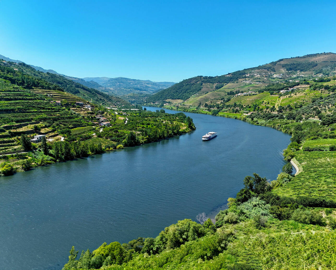 AmaVida cruising through the Douro River Valley